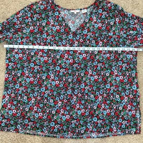 Levi’s 2X floral long sleeve front button blouse - Picture 8 of 12